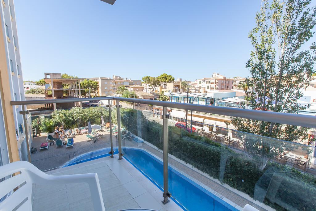 Double Room Pool View with Balcony