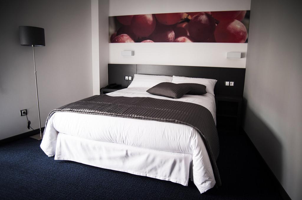 Double or Twin Room,250635113:JPEG