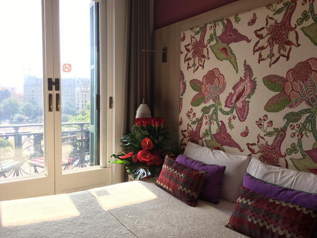 Double Room with View