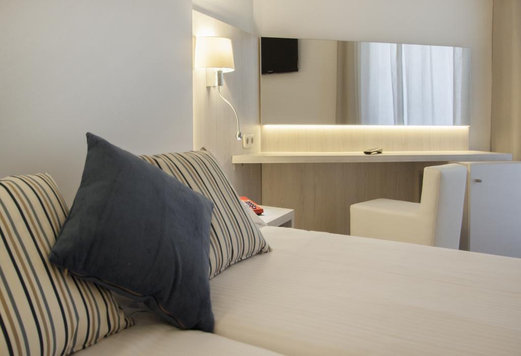 Double Room,848525213:JPEG