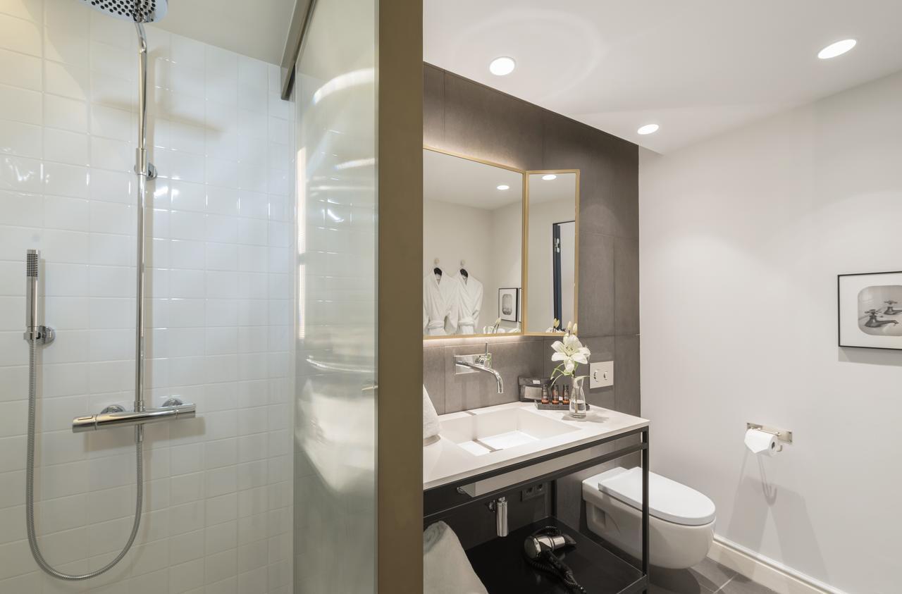 Quarto Duplo Deluxe com Terraço (2 Adultos + 1 Criança)