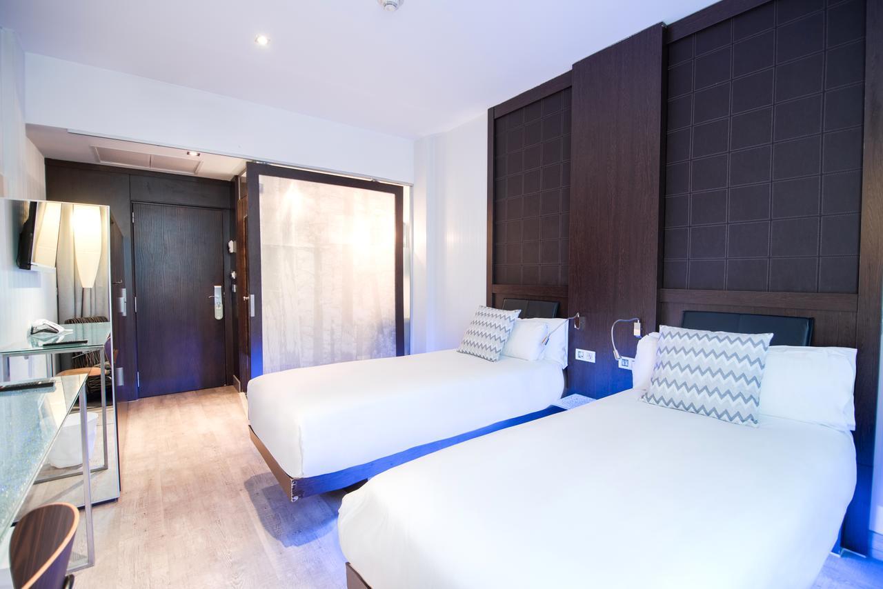 Quarto Duplo (1-2 Adultos)