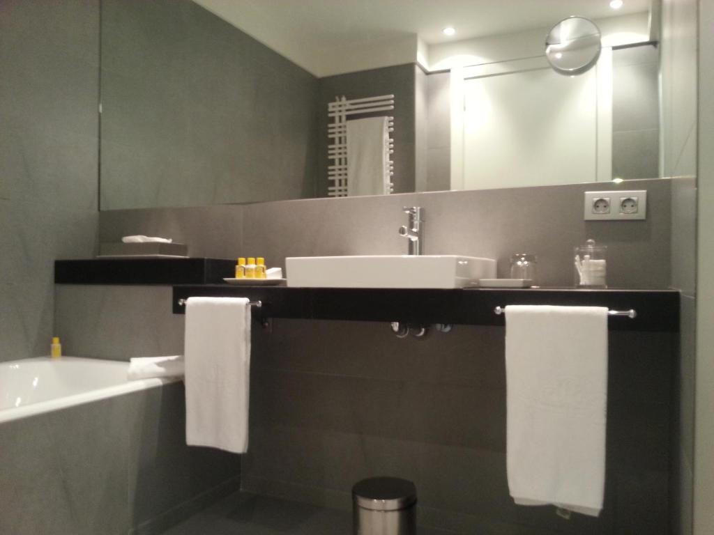 Family Room (Two Connecting Rooms)