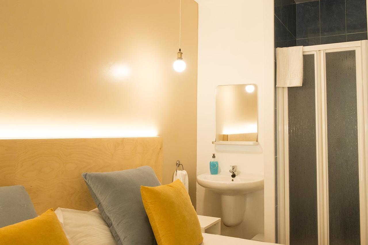 Twin Room with Shared Bathroom