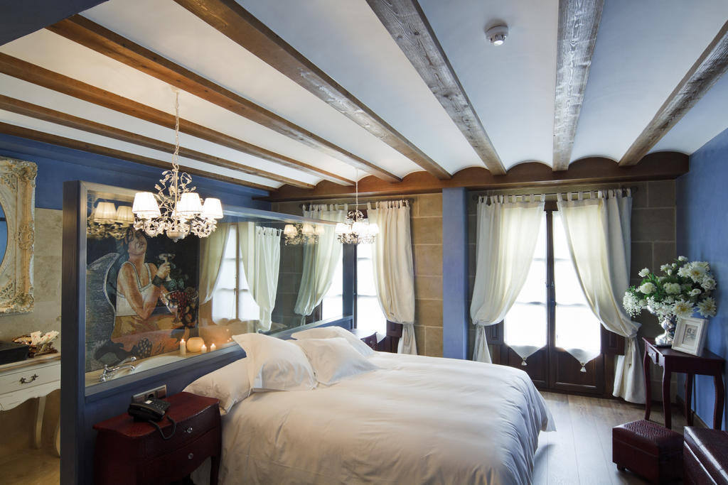 Double Room with Spa Bath