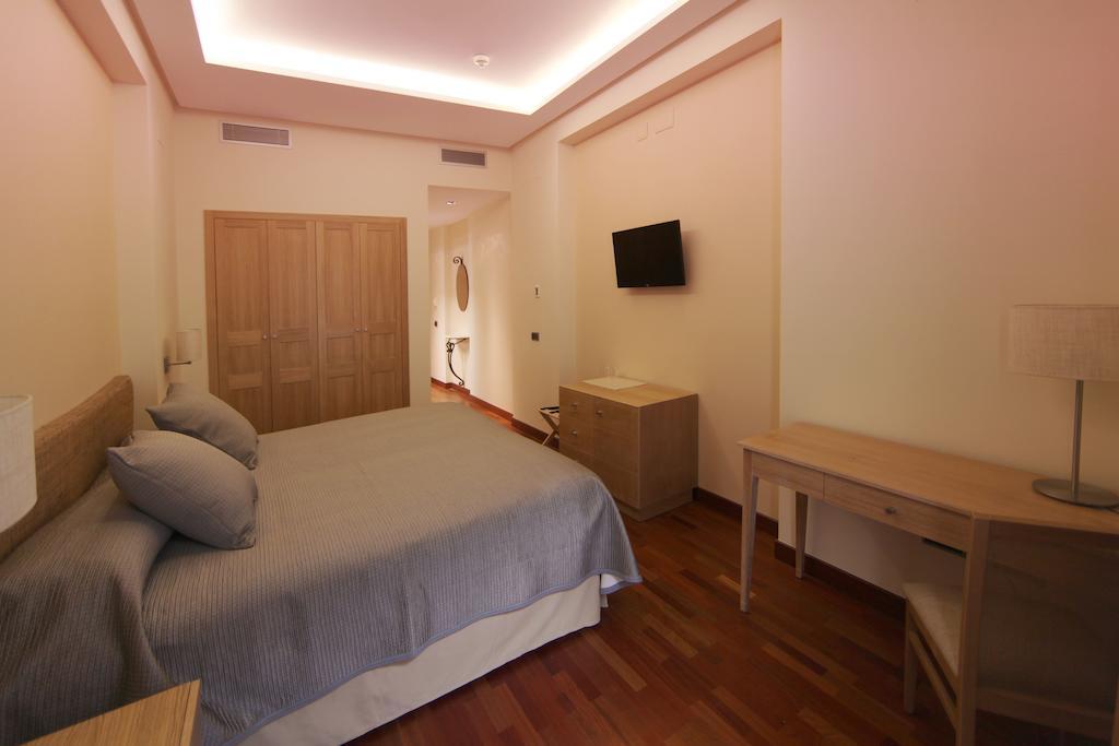 Two Connecting Double Rooms