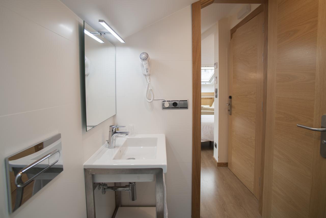 Single Room - Attic