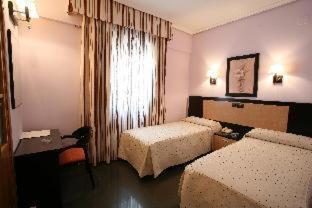 Twin Room with Parking