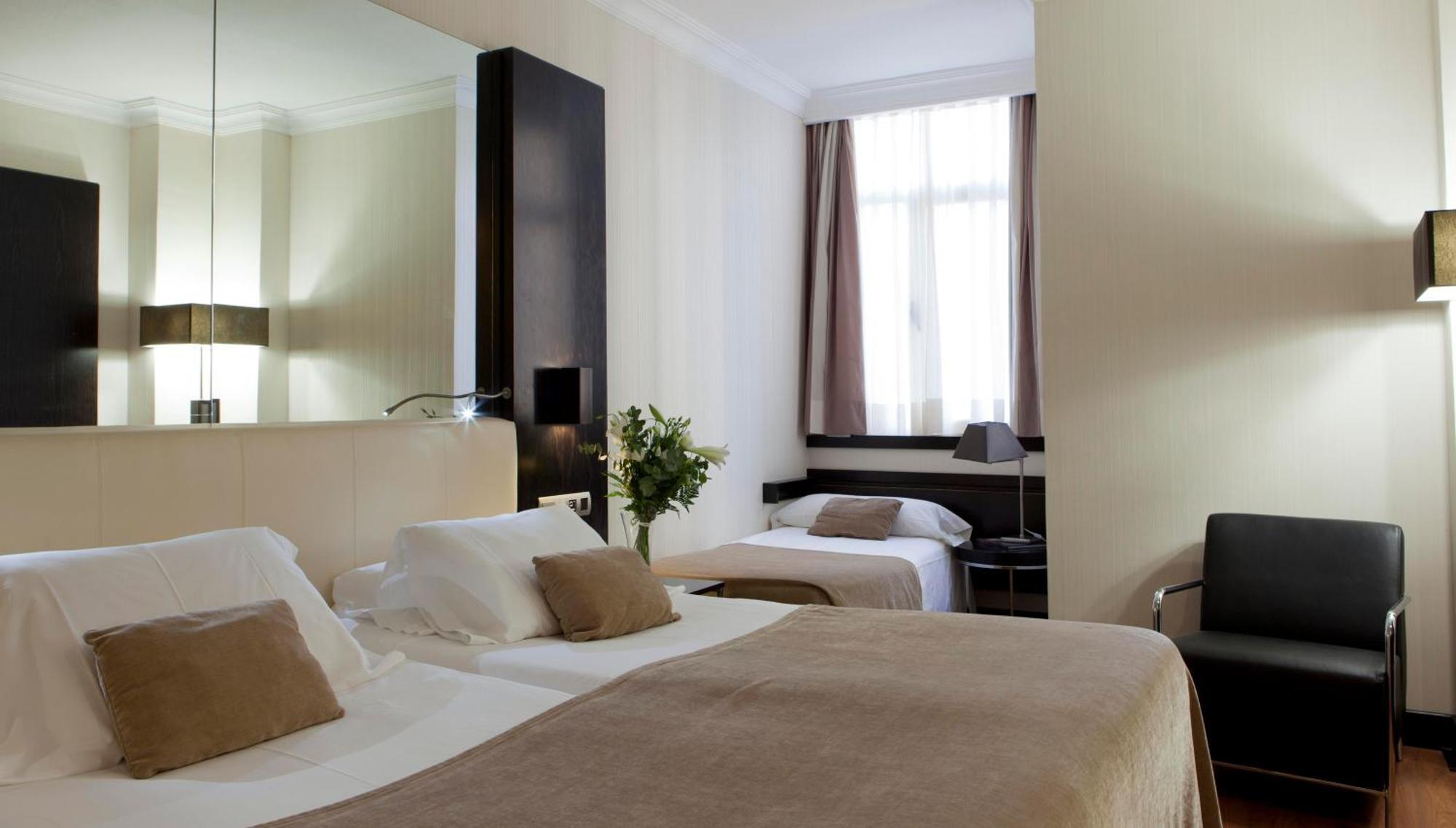 Quarto Triplo (3 Adultos)