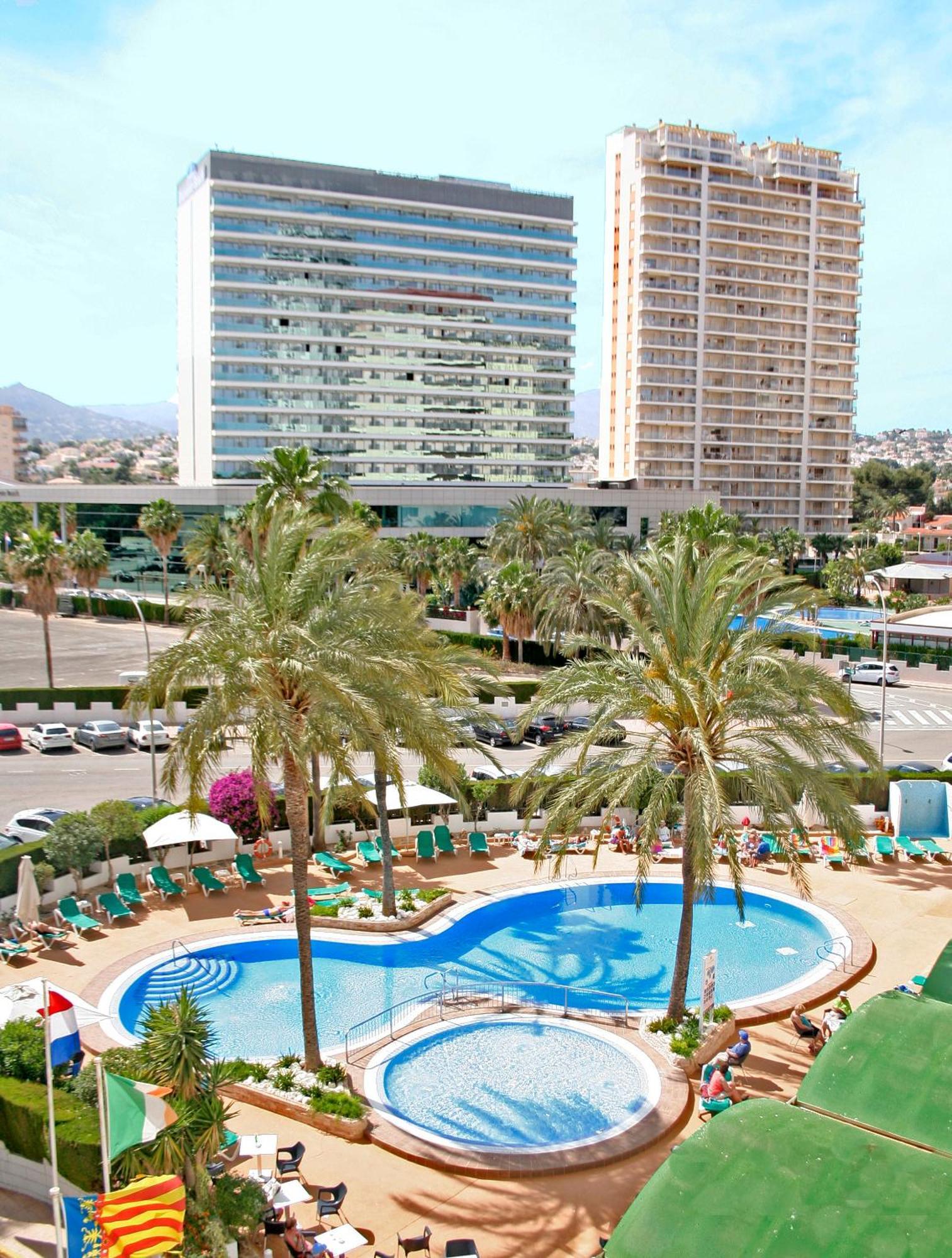 Double or Twin Room (2 Adults)
