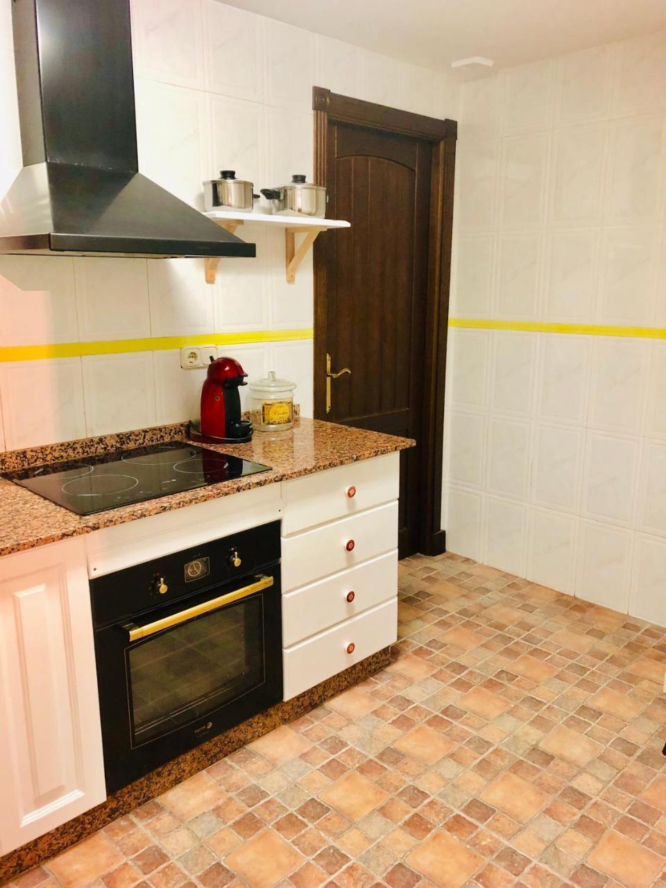 Camera Singola con Bagno in Comune