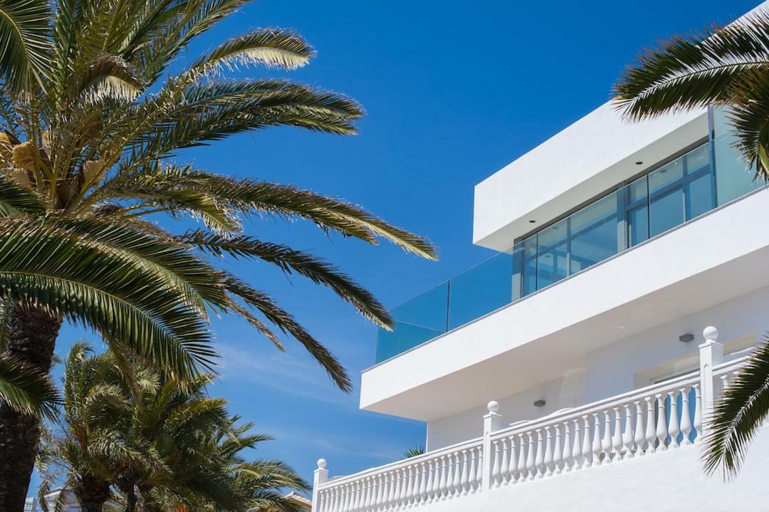 Deluxe Suite with Sea View