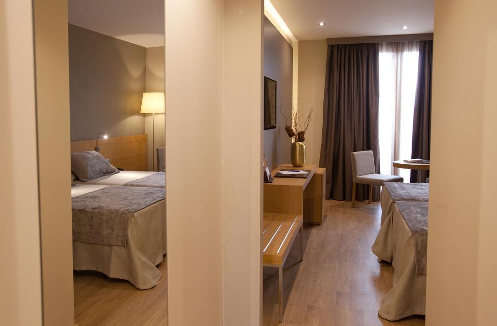 Double or Twin Room,146214941:JPEG