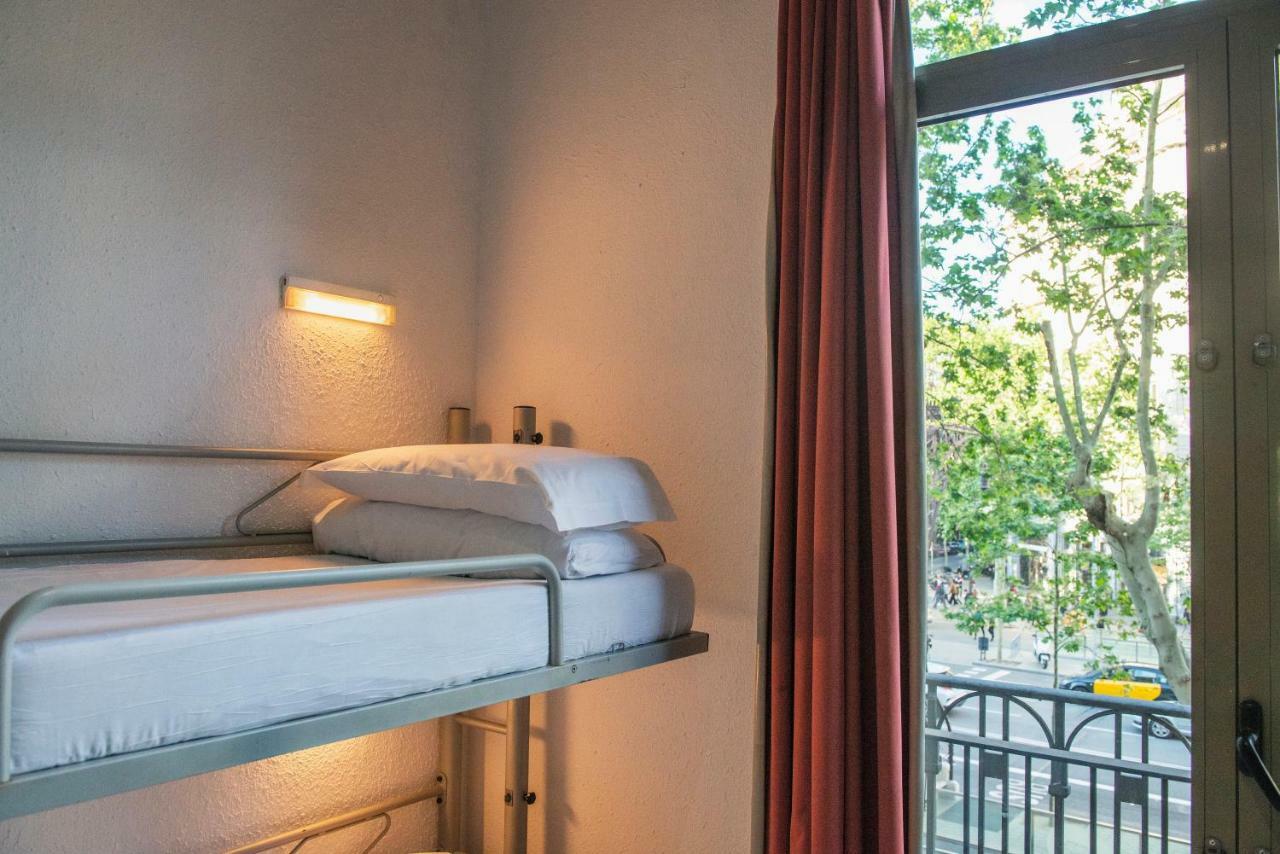 8-Bed Private Room Ensuite