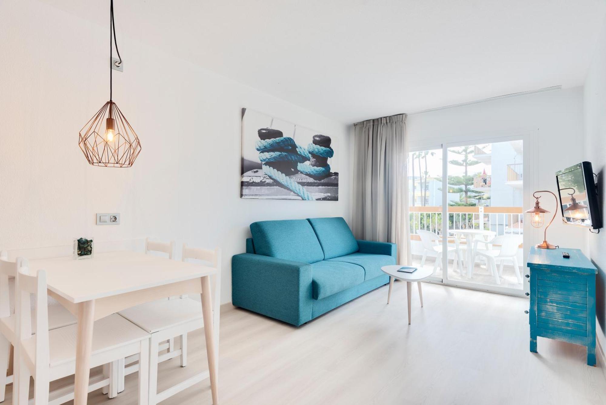 One-Bedroom Apartment,705441094:JPEG