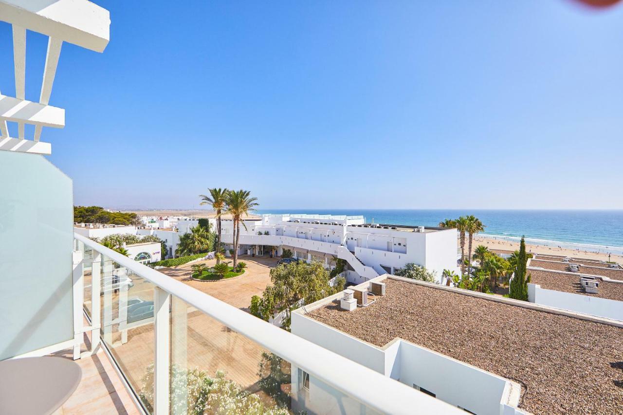 Style Double Room with Sea View and Private Terrace with Hot Tub (2 Adults)