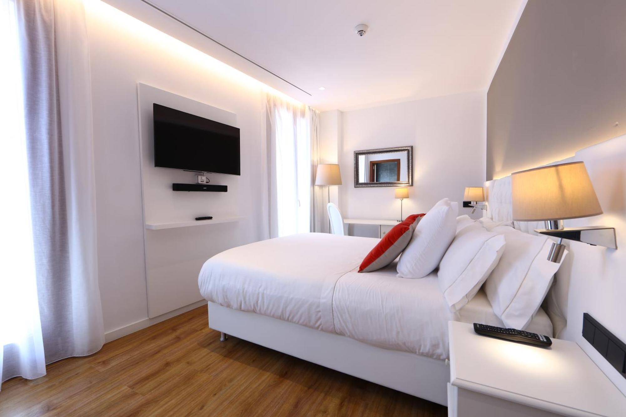 Double Room,1278819019:JPEG