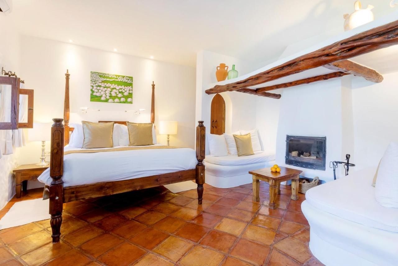 Double Room,926629735:JPEG