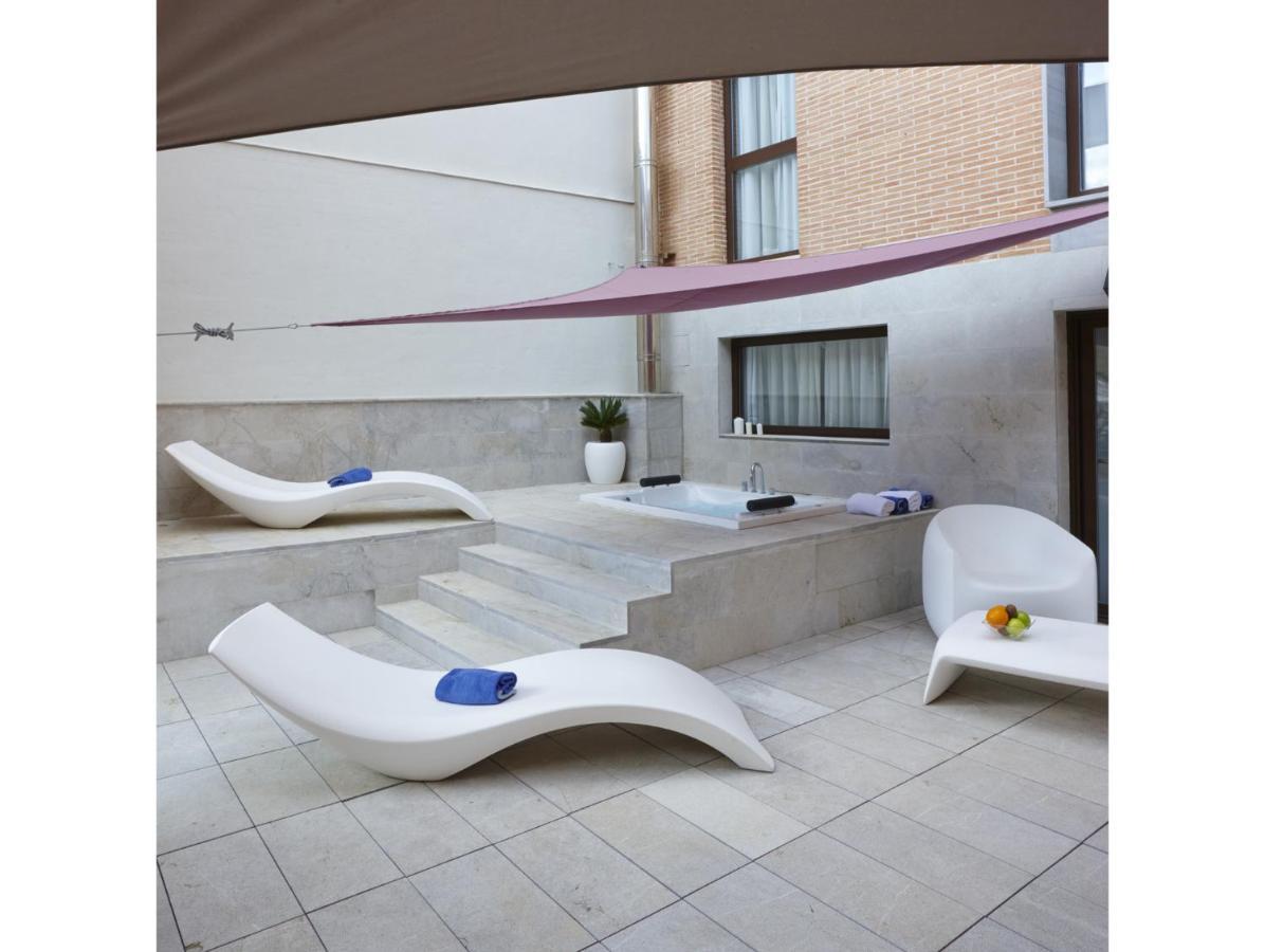 Junior Suite with Terrace and Spa Bath