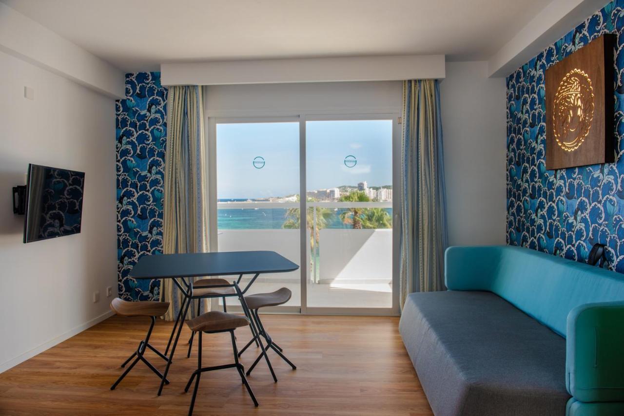 Studio with Sea View