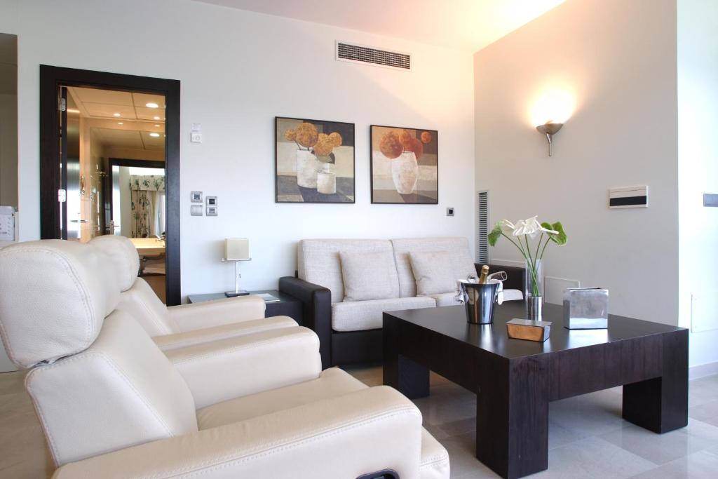 One-Bedroom Suite