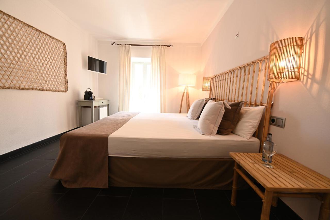 Double Room with Private Bathroom,962074177:JPEG