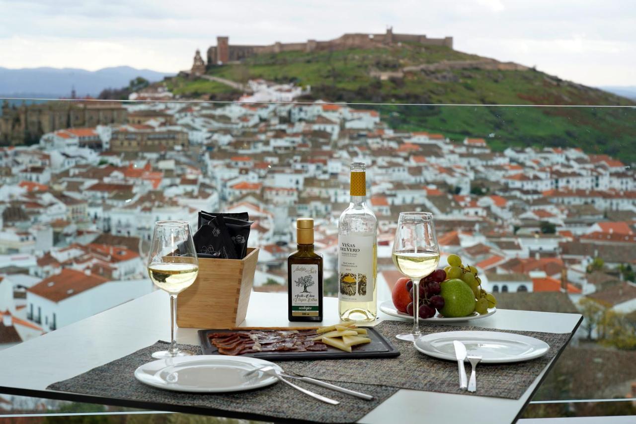 Deluxe Panoramic Double Room with Castle View