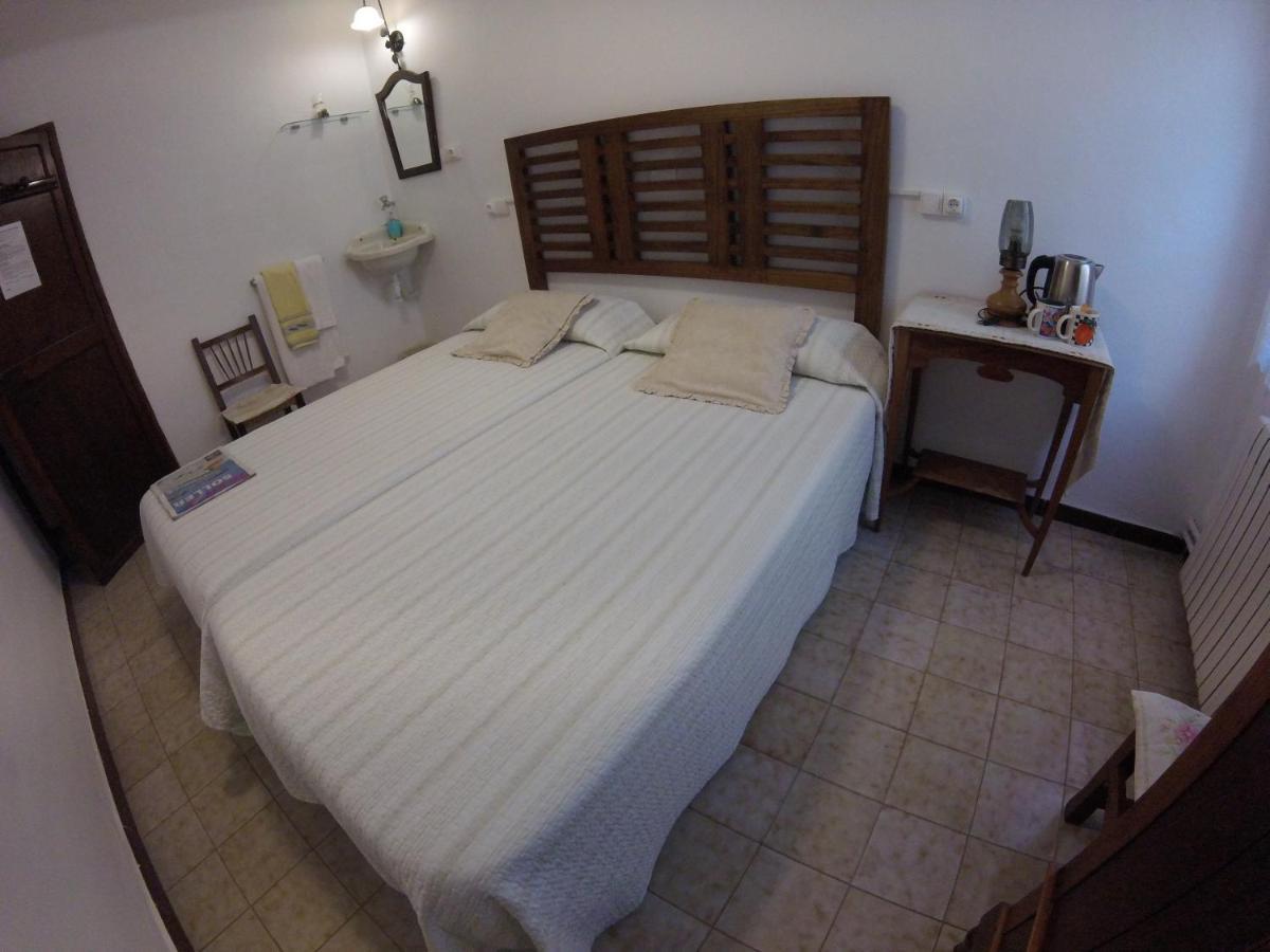Twin Room with Shared Bathroom