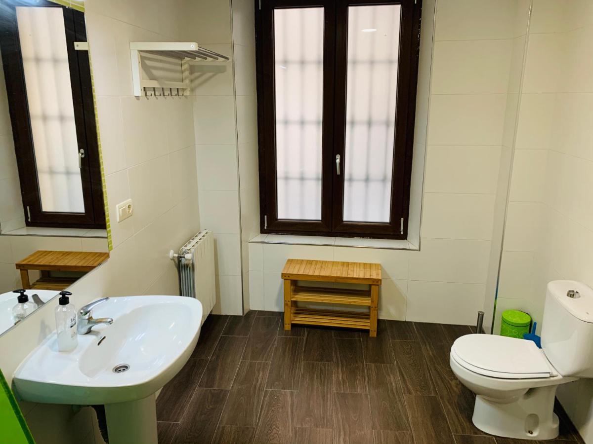 Double Room with Shared Bathroom,1590350136:JPEG