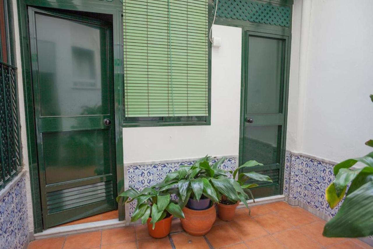 Triple Room with Shared Bathroom,995522620:JPEG