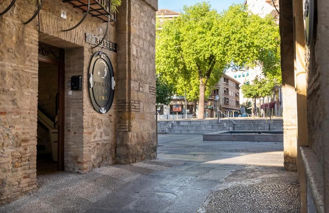 Puerta De La Luna-1