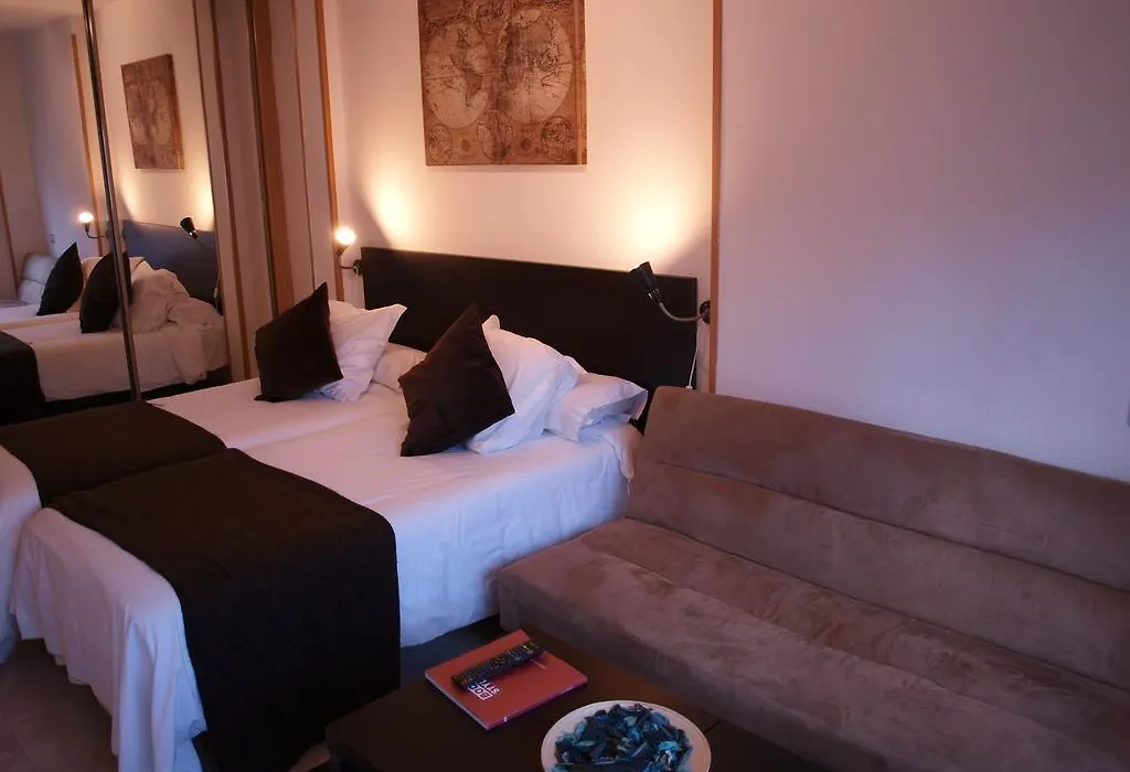 Stylish City Aparthotel Madrid-1
