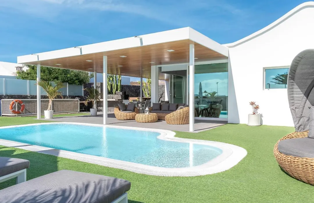 Hyde Park Lane Villas-1