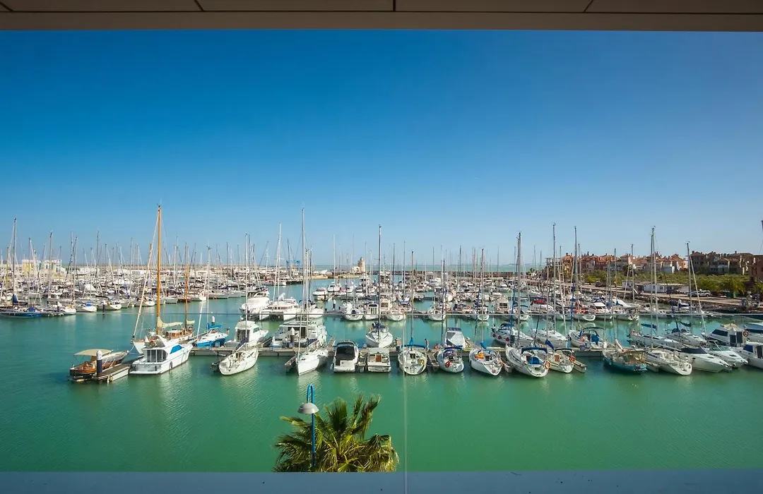 Suites Puerto Sherry-1