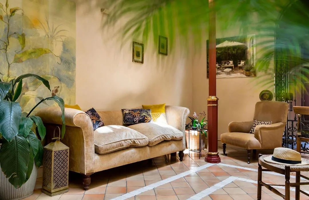 Ch Apartments Boutique-1