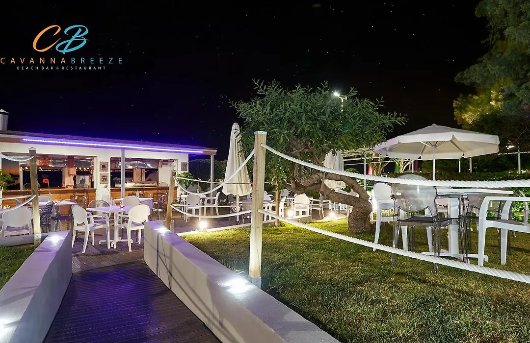 Hotel Izan Cavanna-1