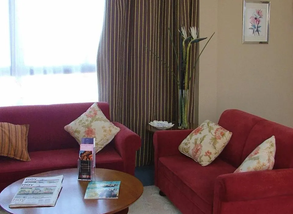 Hotel Las Cigueenas-1
