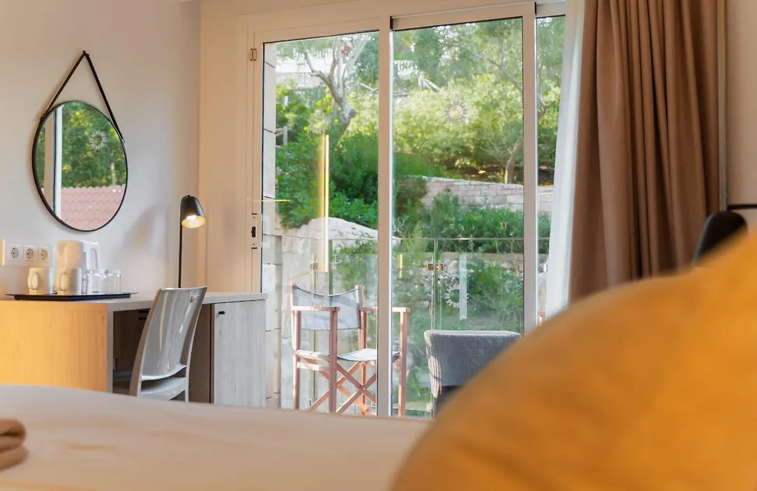 Minura Cala Galdana & Apartamentos D'Aljandar-1
