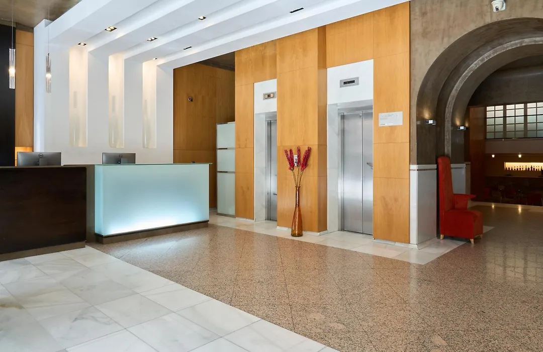 Hotel Macia Condor-1
