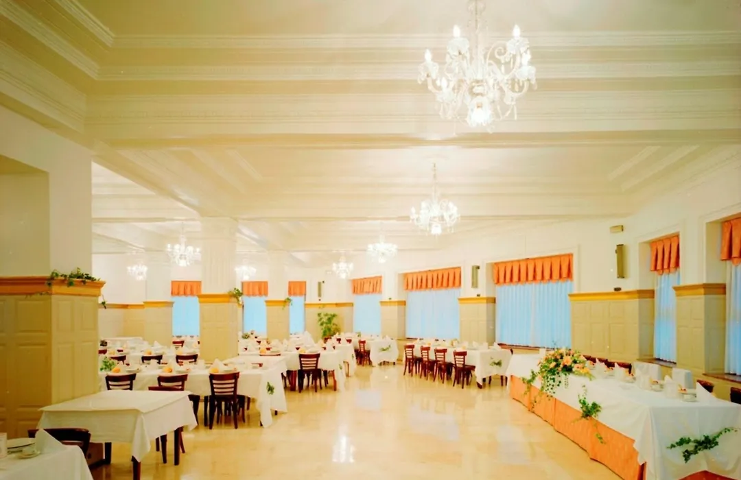 Hotel Asturias-1