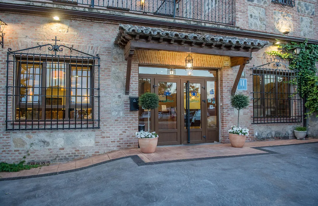 Hotel Los Cigarrales-1