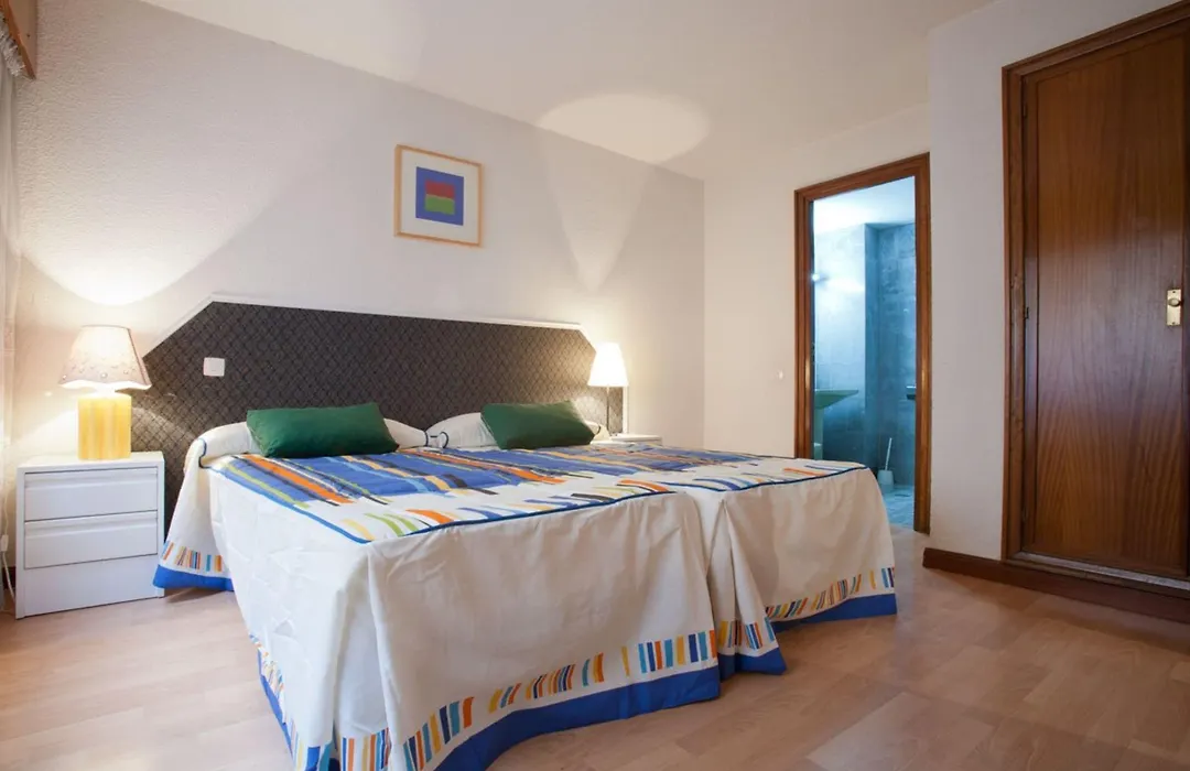 Apartamentos Goya 75-1
