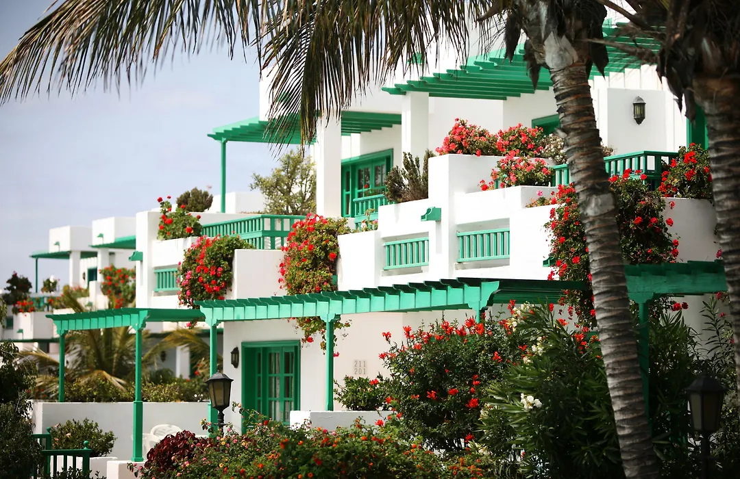 Nazaret Apartments-1