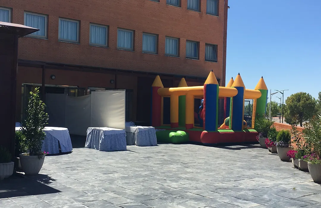 Hotel Universidad-1