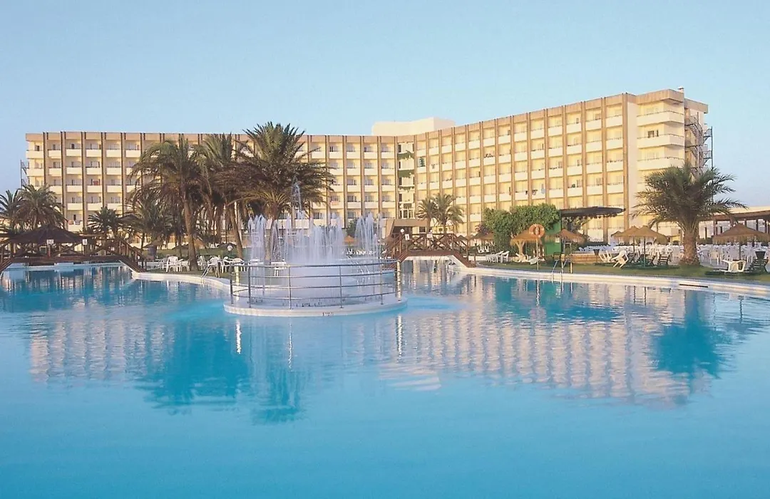 Evenia Zoraida Garden-1