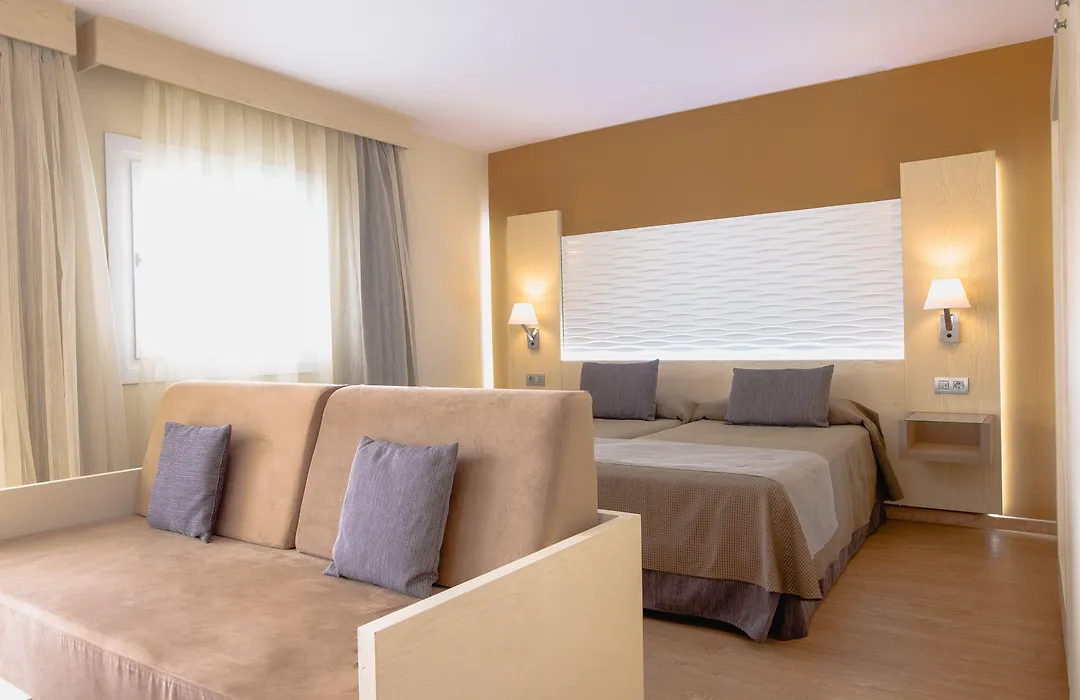 Hl Suite Nardos - Only Adults-1