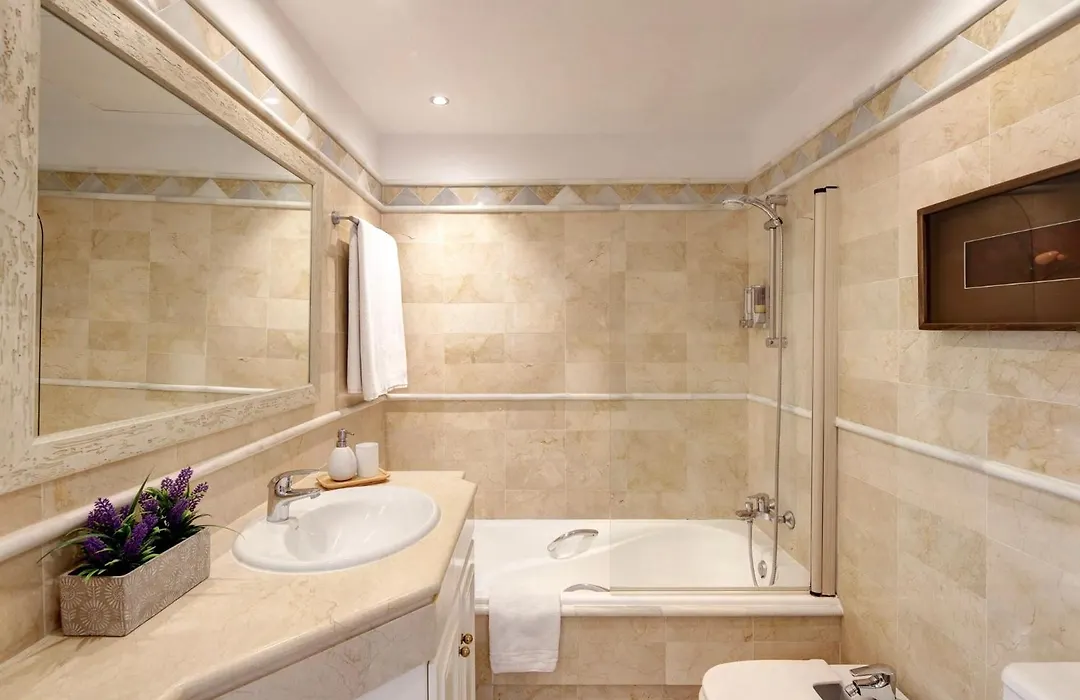 Elviria Hills Living-1