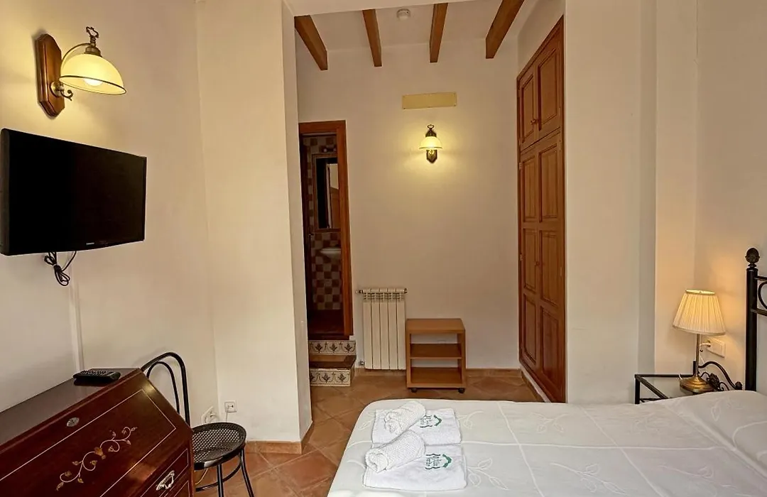 Hostal Villa Verde-Adults Only-1