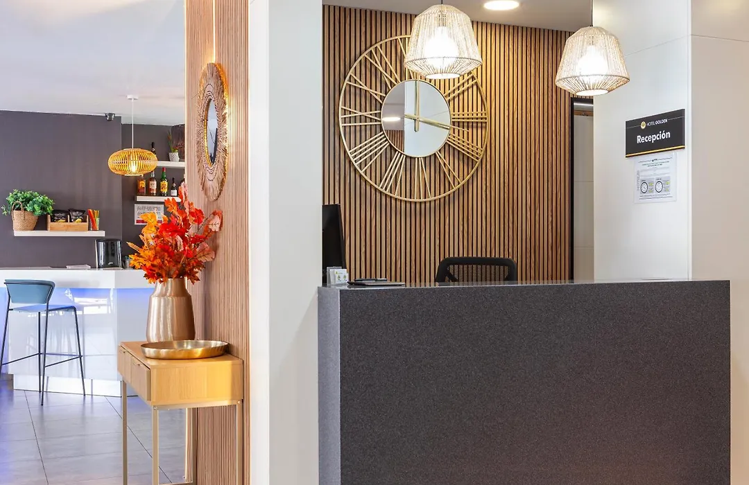 Hotel Golden-1