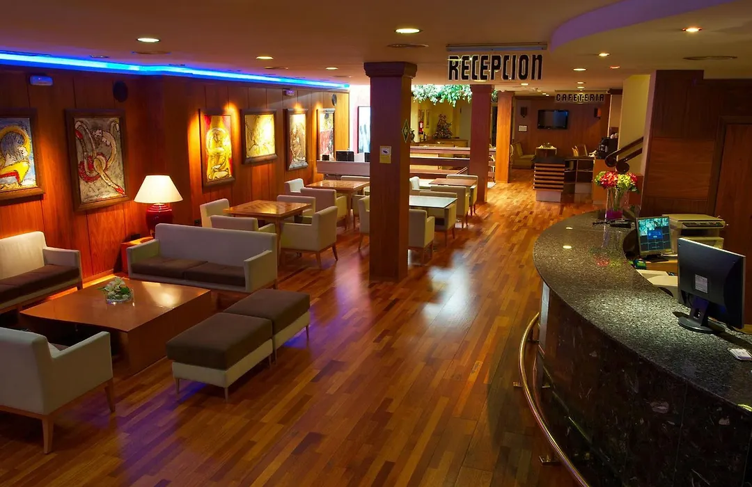 Hotel Borgia-1